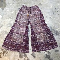 画像1: BORDER PAISLEY PATTERN TIERED PANTS / W26~ (1)