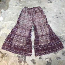 画像2: BORDER PAISLEY PATTERN TIERED PANTS / W26~ (2)