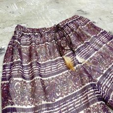 画像3: BORDER PAISLEY PATTERN TIERED PANTS / W26~ (3)