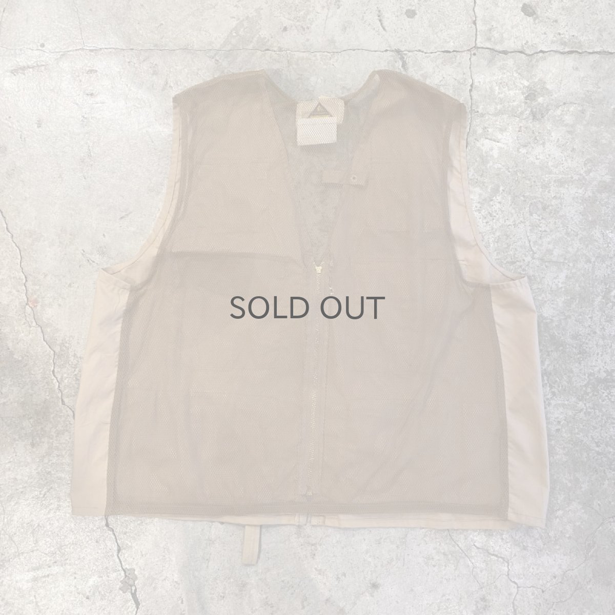 画像2: BACK MESH DESIGN ZIP UP FISHING VEST / Ladies XL(L) (2)