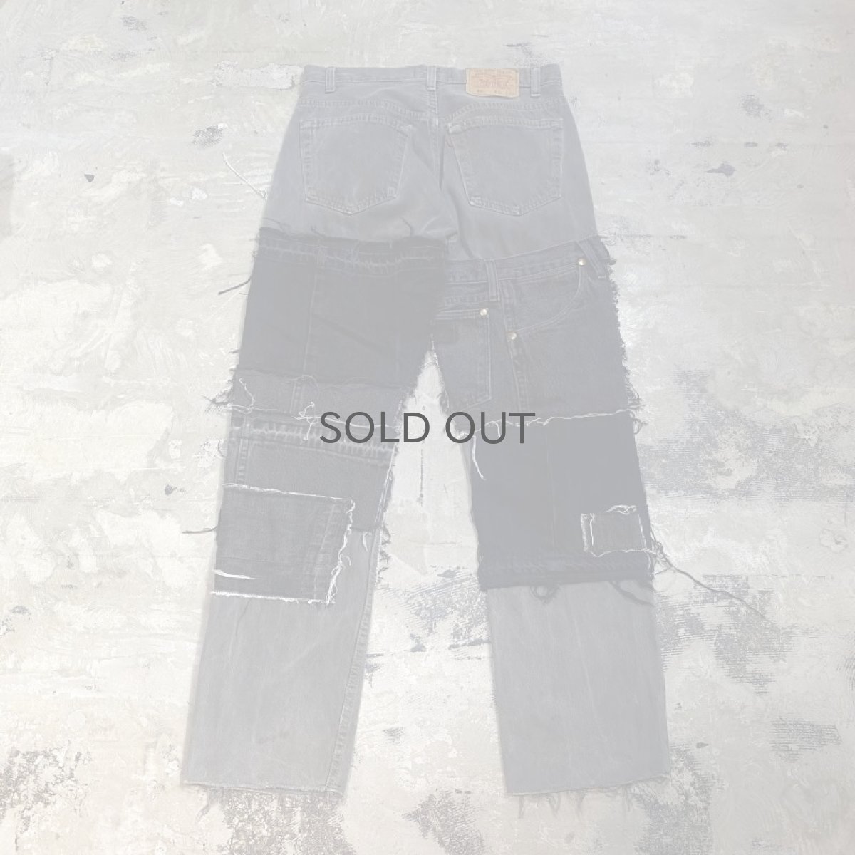 画像2: 【Wiz&Witch】"DIRTY BEAUTIFUL" DAMAGE ART JEANS / W31 (2)