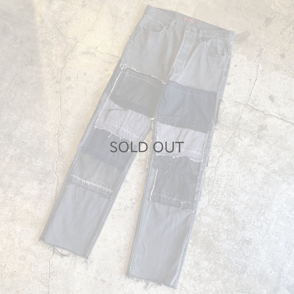 画像4: 【Wiz&Witch】"DIRTY BEAUTIFUL" DAMAGE ART JEANS / W30 (4)