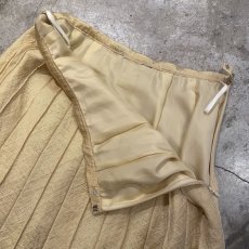 画像5: SHINY GOLD COLOR PLEATED FLARE SKIRT / W26 (5)