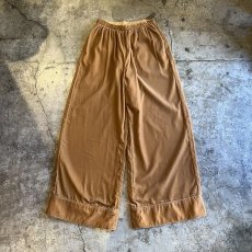 画像1: CAMEL COLOR VOLUME WIDE DESIGN HI WAIST VELVET PANTS /W20~W25 (1)