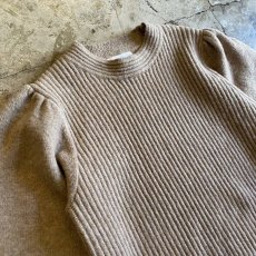 画像3: BEIGE COLOR VOLUME SLEEVE RIB DESIGN KNIT TOPS / Ladies XS(S) (3)