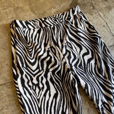 画像3: ZEBRA PATTERN FLARE DESIGN PANTS / W26~W28 (3)