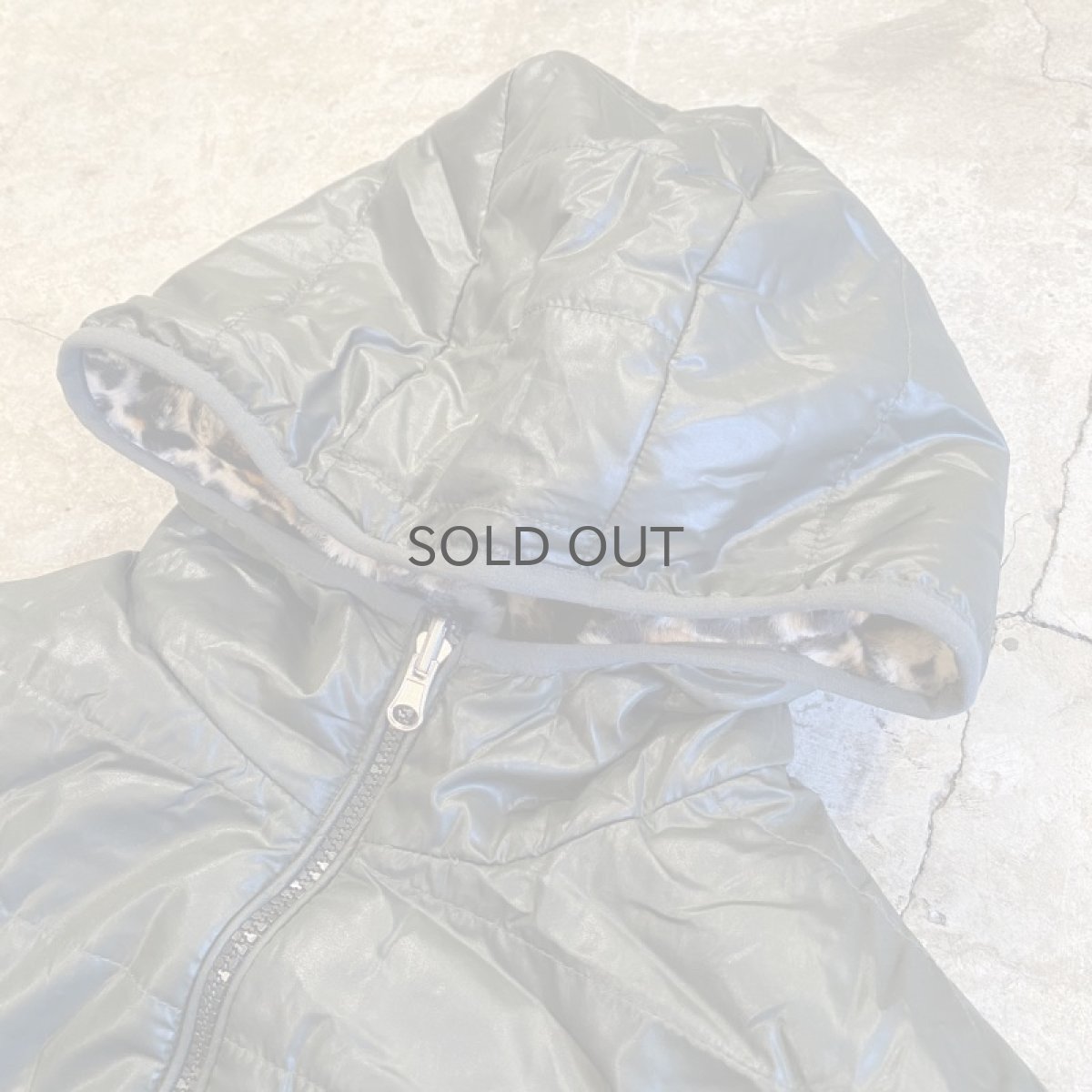 画像11: REVERSIBLE FAUX LEOPARD FUR QUILTING DESIGN ZIP UP JACKET / Ladies M (11)