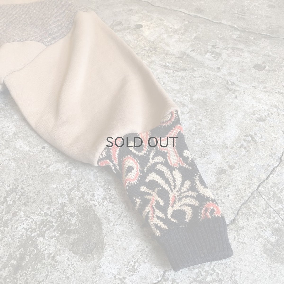 画像7: 【Wiz&Witch】"UNITED" VINTAGE FABRIC SWEATER / OS (7)