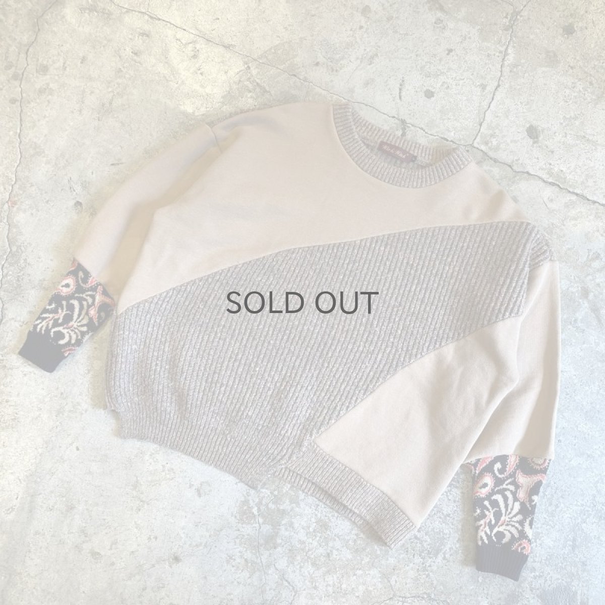 画像4: 【Wiz&Witch】"UNITED" VINTAGE FABRIC SWEATER / OS (4)