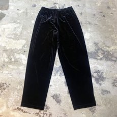 画像1: BLACK COLOR DESIGN VELOUR PANTS / W26~ (1)