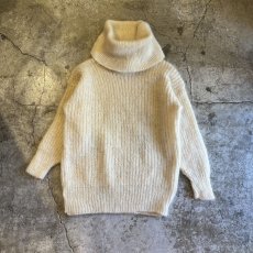 画像1: VOLUME NECK DESIGN MOHAIR KNIT SWEATER / Ladies M(FREE) (1)