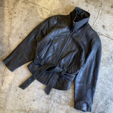 画像4: BLACK COLOR BELT DESIGN LEATHER ZIP UP JACKET / Ladies S(M) (4)