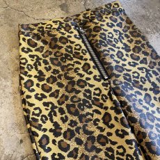 画像3: LEOPARD PATTERN FAUX LEATHER DESIGN PANTS / W25 (3)