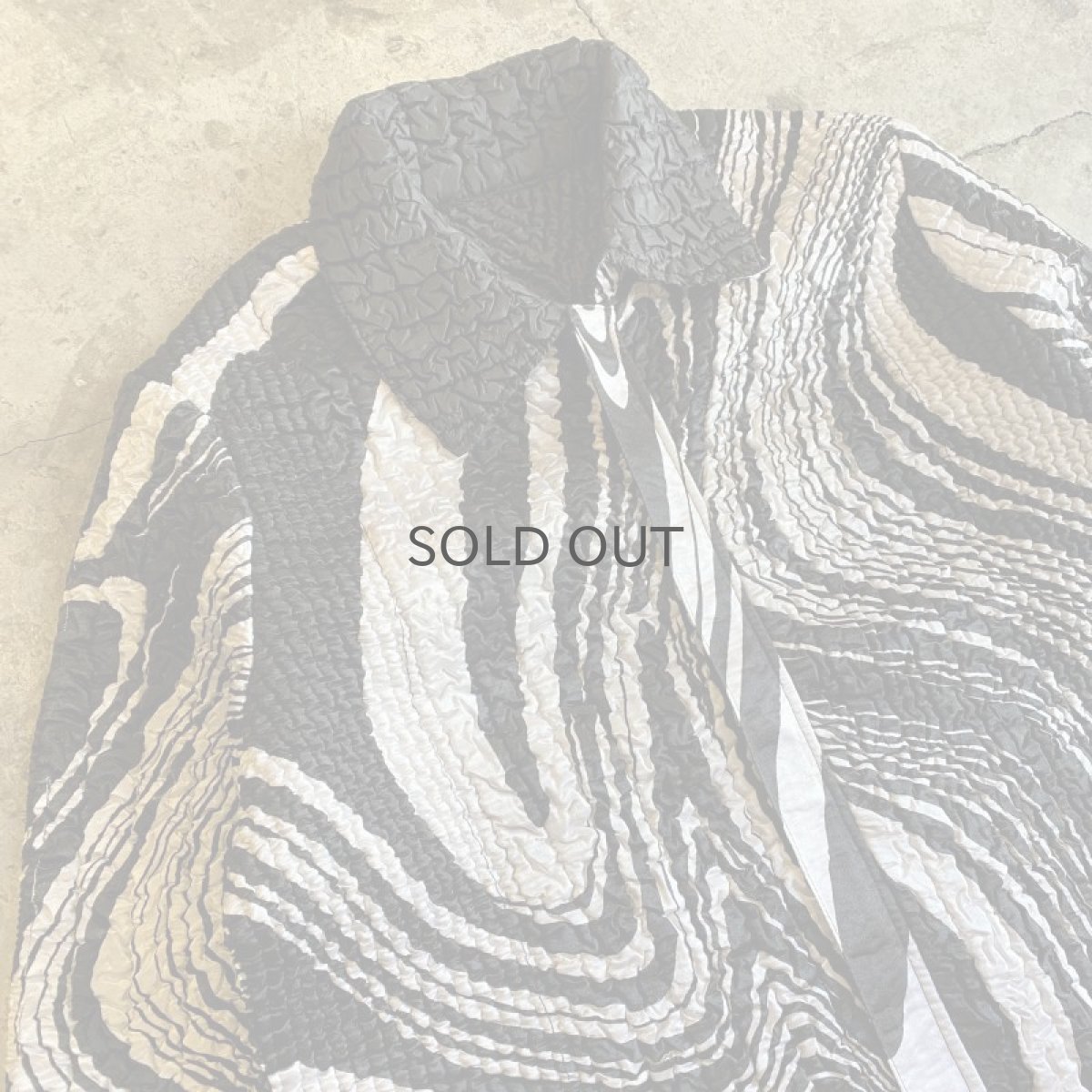 画像5: REVERSIBLE MONOCHROME MARBLE PATTERN DESIGN JACKET / Ladies L (5)