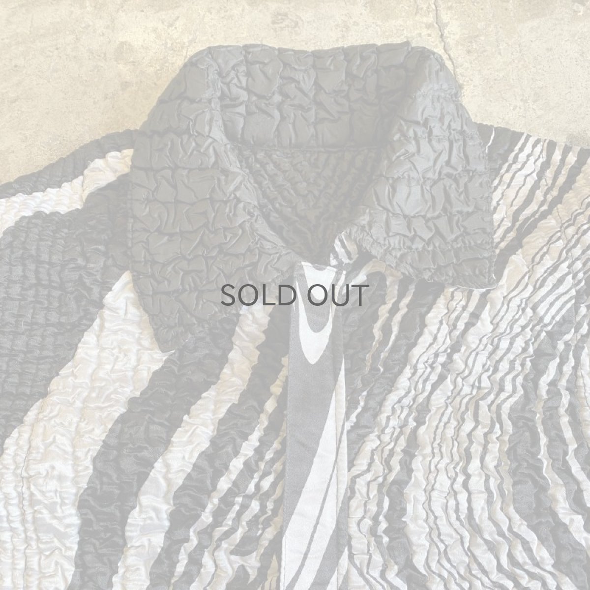 画像7: REVERSIBLE MONOCHROME MARBLE PATTERN DESIGN JACKET / Ladies L (7)