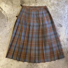 画像2: CHECK PATTERN KILT WRAP DESIGN SKIRT / W25 (2)