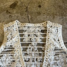 画像6: ALL OVER FLORAL EMBROIDERY DESIGN SHEER VEST / Ladies M (6)