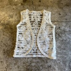 画像1: ALL OVER FLORAL EMBROIDERY DESIGN SHEER VEST / Ladies M (1)