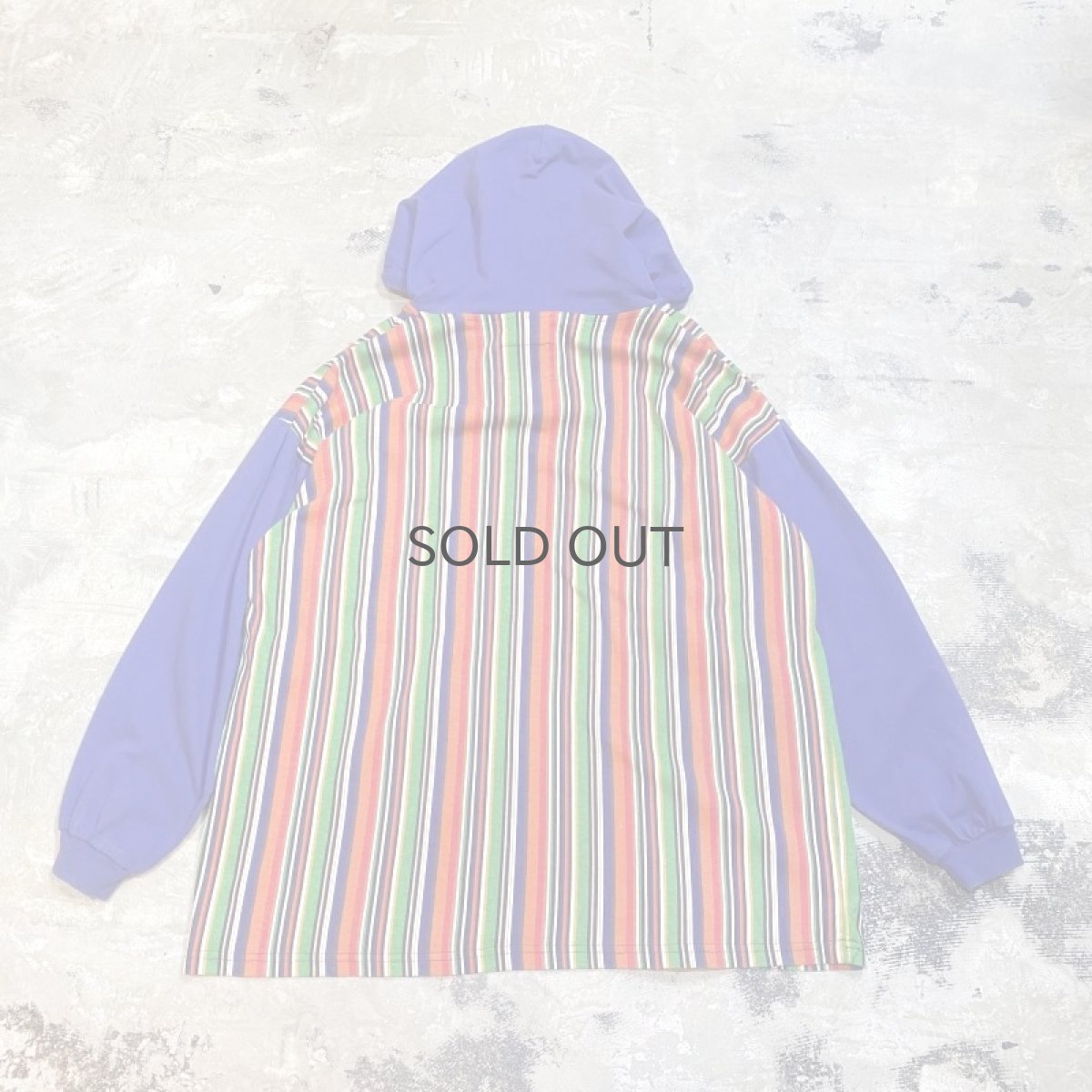 画像2: 90's MULTI STRIPE PATTERN SWITCHED HOODIE L/S TEE / Mens L / MADE IN USA (2)