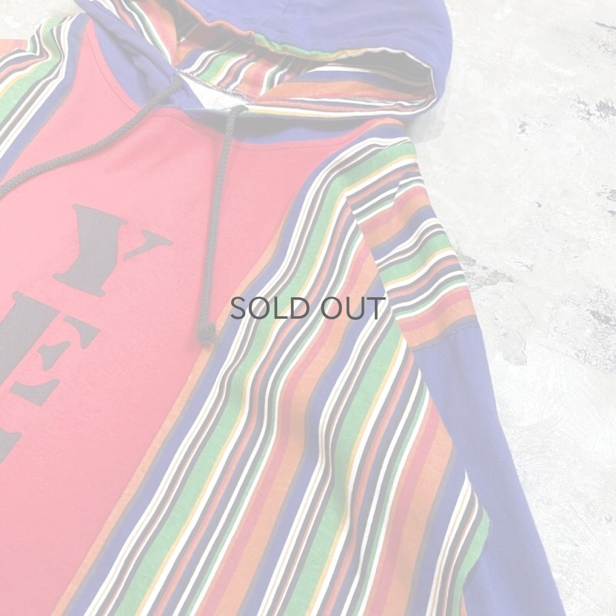 画像4: 90's MULTI STRIPE PATTERN SWITCHED HOODIE L/S TEE / Mens L / MADE IN USA (4)