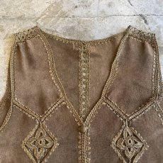 画像6: PATCHWORK CROCHET DESIGN BROWN COLOR SUEDE LEATHER VEST / Ladies M (6)