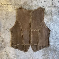 画像2: PATCHWORK CROCHET DESIGN BROWN COLOR SUEDE LEATHER VEST / Ladies M (2)