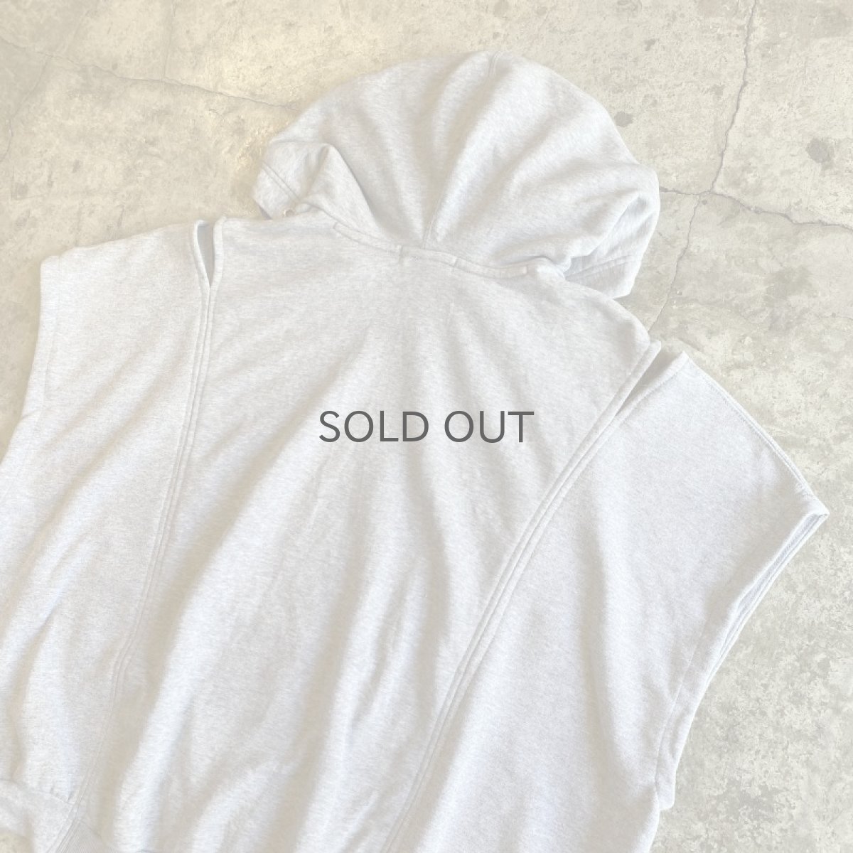 画像9: 【Wiz&Witch】"UNITED" SHOULDER OFF SWEAT N/S BIG TOPS / OS (9)