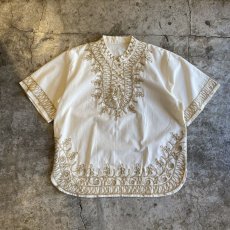 画像1: NATURAL COLOR NATIVE DESIGN EMBROIDERY S/S TOPS / Ladies L (1)