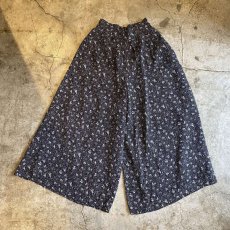 画像1: FLORAL PATTERN BIG WIDE PANTS / W26~W29 (1)