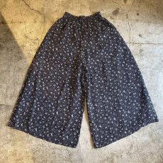 画像2: FLORAL PATTERN BIG WIDE PANTS / W26~W29 (2)