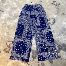 画像2: BANDANA PATTERN BLUE COLOR WIDE PANTS / FREE (2)