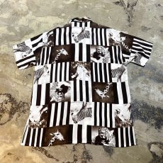 画像2: VARIOUS ANIMAL PATTERN STRIPE S/S SHIRT / Mens L (2)