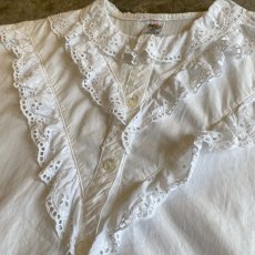 画像9: EURO OLD PUNCHING LACE FRILL DESIGN S/S SHIRT / Ladies M (9)