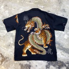 画像2: TIGER & DRAGON PATTERN S/S SHIRT / Mens L (2)