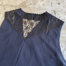 画像9: AROUND THE SHOULDER LACE DESIGN VEST / Ladies M (9)