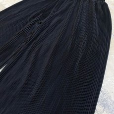 画像4: BLACK COLOR PLEATED WIDE SILHOUETTE PANTS / W23~ (4)