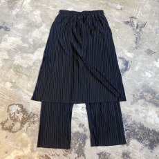 画像2: BLACK COLOR PLEATED SKIRT LAYERED PANTS / W25~ (2)