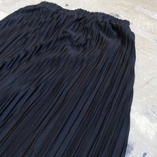 画像4: BLACK COLOR PLEATED SKIRT LAYERED PANTS / W25~ (4)