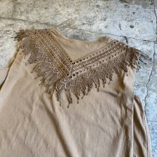 画像9: BEIGE COLOR FRINGE DESIGN N/S TOPS / Ladies M (9)