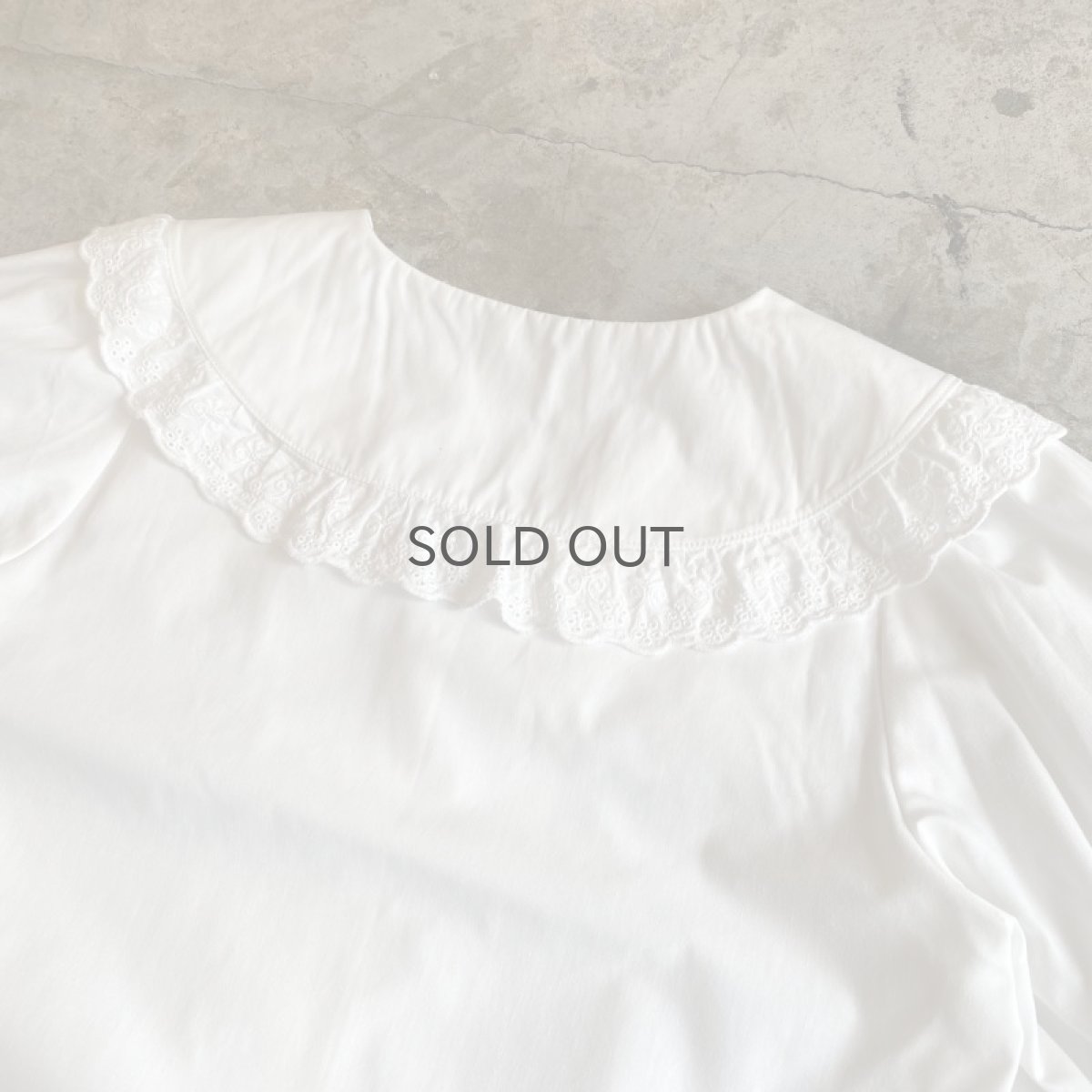 画像9: WHITE COLOR FRILL DESIGN COLLAR COTTON SHIRT / Ladies M (9)