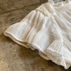 画像6: WHITE COLOR PLEATS DESIGN FRILL NECK S/S TOPS / Ladies M (6)