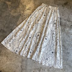 画像4: FLORAL PATTERN DESIGN FLARE LONG SKIRT / W22~W29 (4)