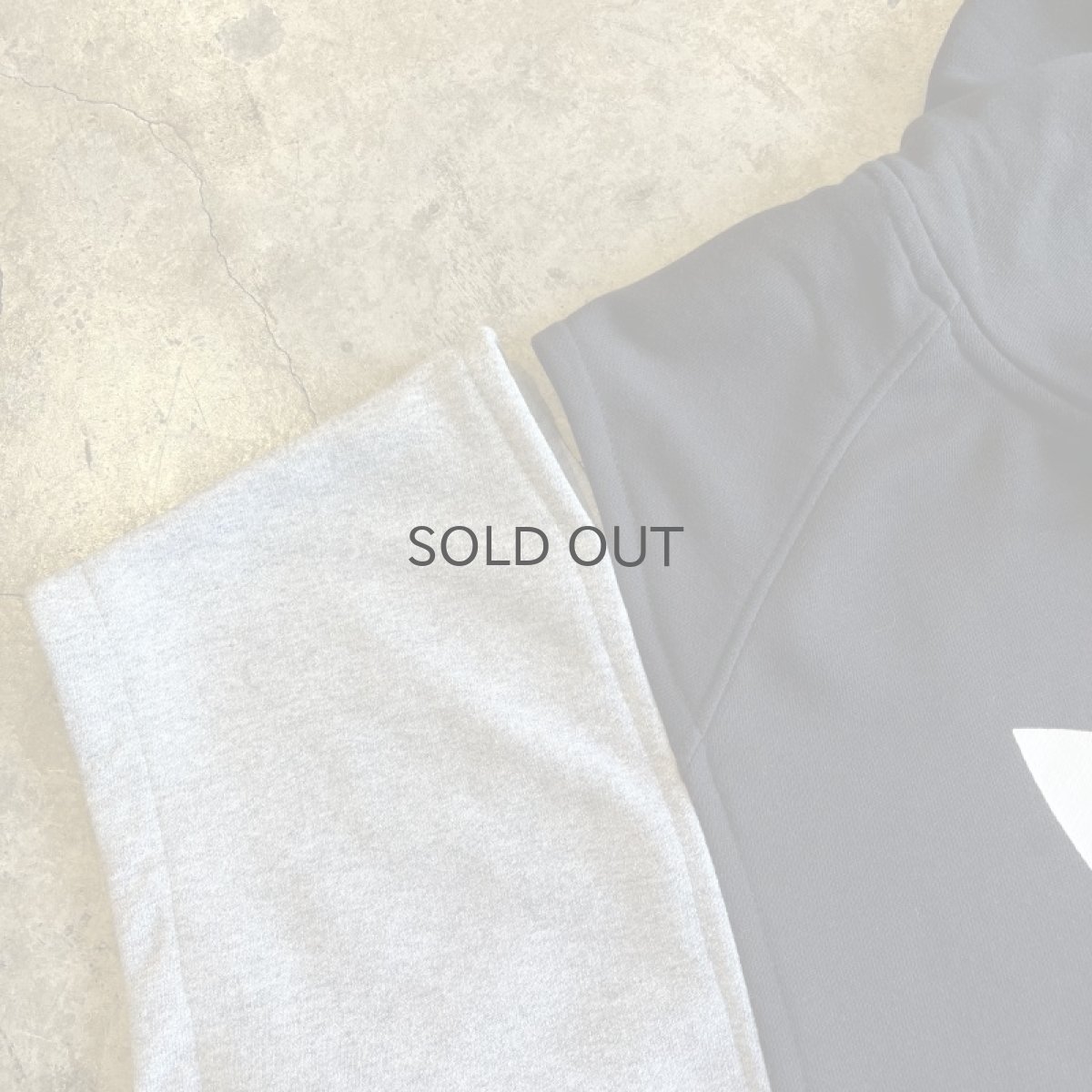 画像8: 【Wiz&Witch】"UNITED" SHOULDER OFF SWEAT N/S BIG TOPS / OS (8)