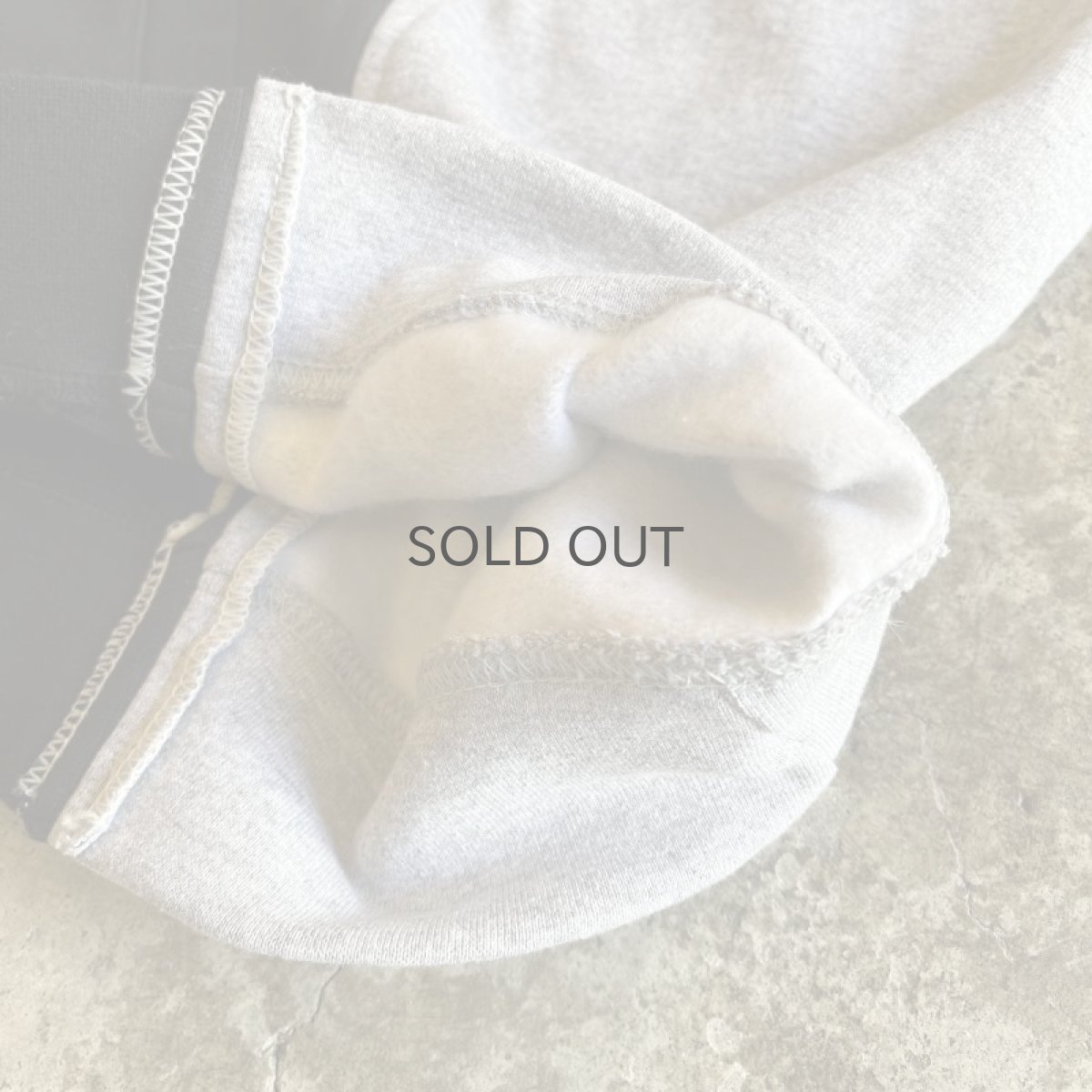 画像5: 【Wiz&Witch】"UNITED" SHOULDER OFF SWEAT N/S BIG TOPS / OS (5)