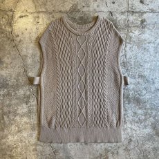 画像1: SIDE OPEN DESIGN CABLE KNIT VEST / Ladies L (1)