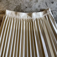 画像6: FAUX LEATHER DESIGN PLEATS LONG SKIRT / W24 (6)