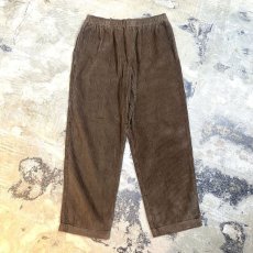 画像1: BROWN COLOR WIDE SILHOUETTE CORDUROY PANTS / W28~ (1)