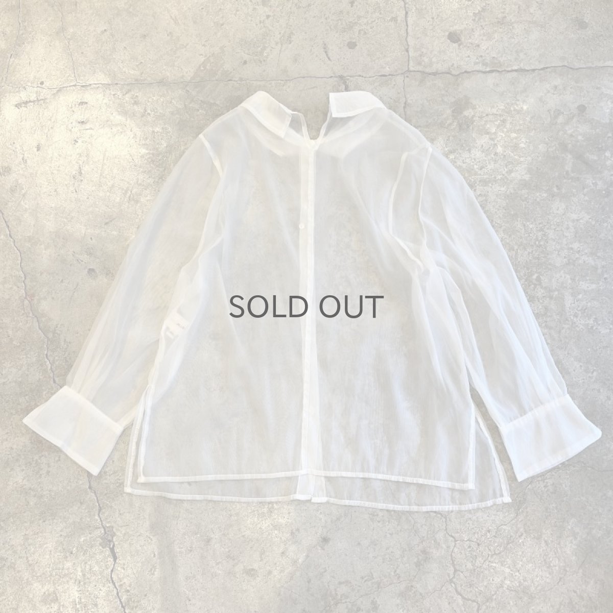 画像2: 【JILL STUART】 WHITE COLOR CUTTING DESIGN SHEER L/S SHIRT / Ladies M(FR) (2)
