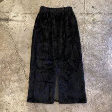 画像2: BLACK COLOR SHAGGY FAUX FUR BACK SLIT SKIRT / W23~W29 (2)