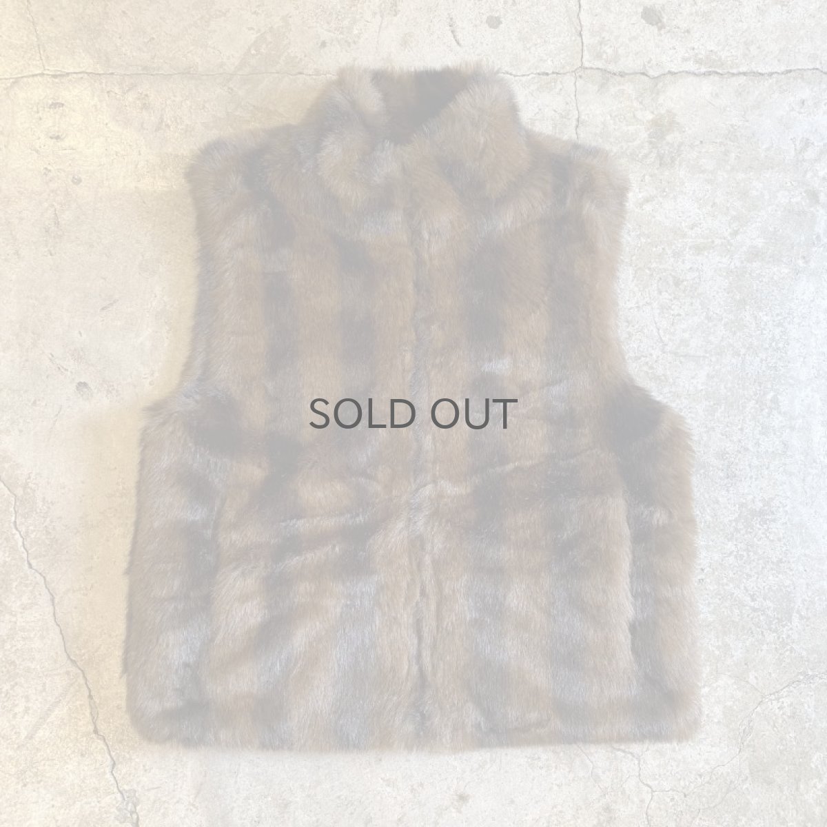 画像1: REVERSIBLE STRIPE DESIGN FAUX FUR VEST / Ladies L (1)